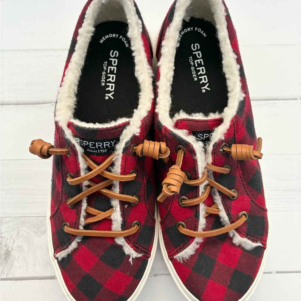 Sperry Women's Red and Black Plaid‎ Sneakers Size 7.5